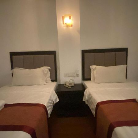 Kk Waterfront Hotel Kota Kinabalu Dış mekan fotoğraf