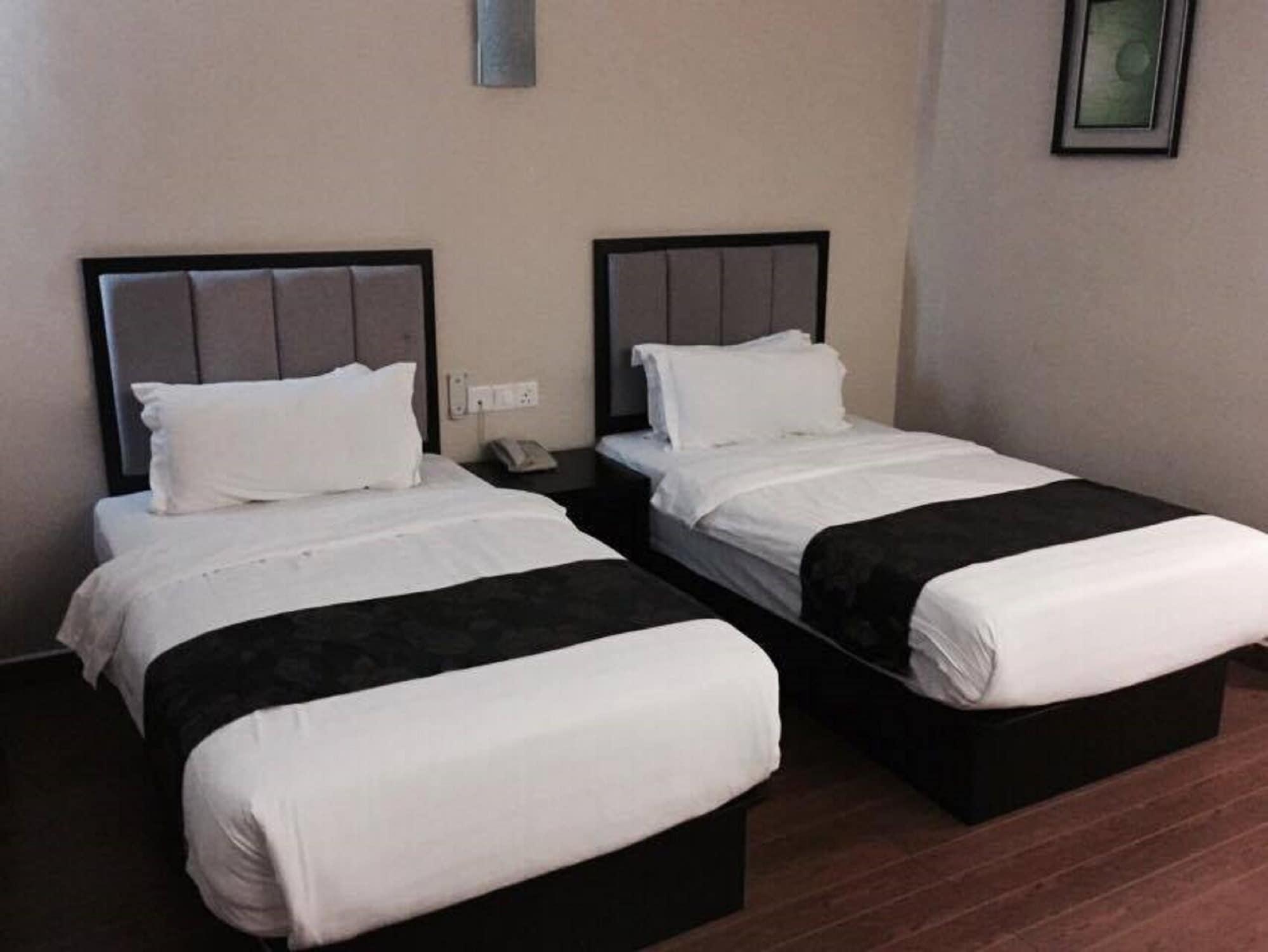 Kk Waterfront Hotel Kota Kinabalu Dış mekan fotoğraf