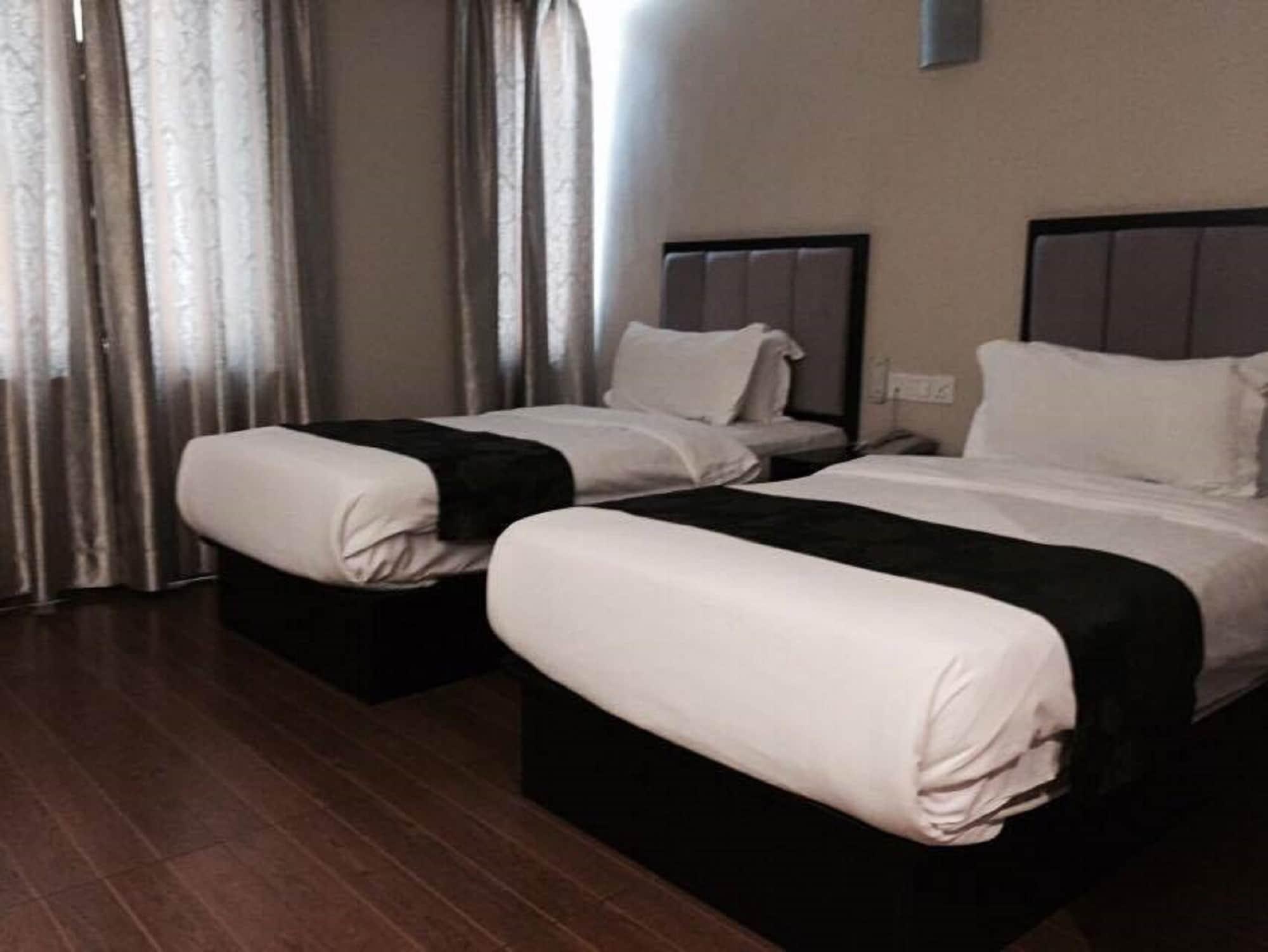 Kk Waterfront Hotel Kota Kinabalu Dış mekan fotoğraf